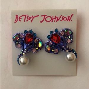 Betsy johnson elephant earrings